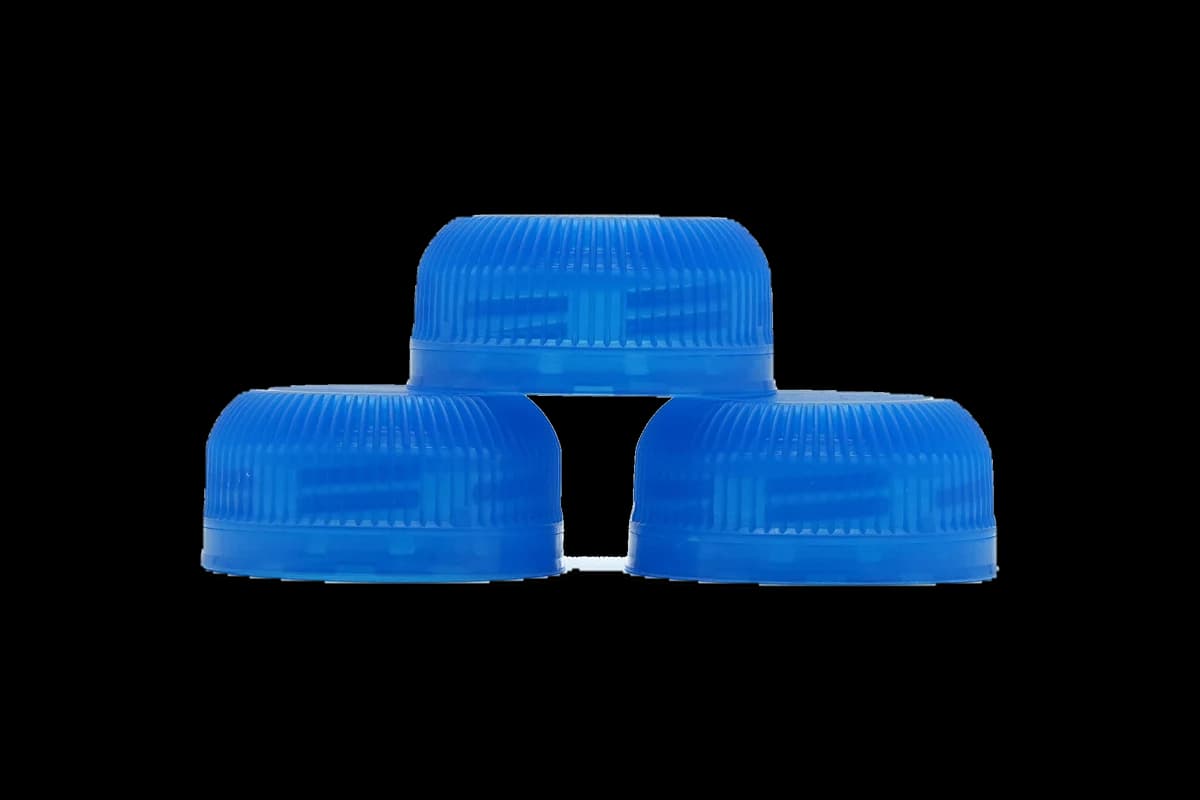 Short neck closure W15 shown across the available colour range